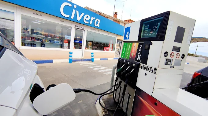 Gasolinera Civera
